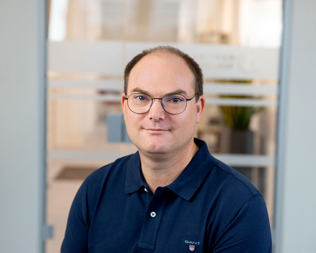 Praxis Dr. C. Kullmann Und Dr. M. Stoffl Wirbelsäulen- und Rückenzentrum Dresden - Team WRZ-DD